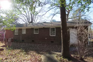 2809 Daytona Dr, Raleigh, NC 27610 - Photo 9