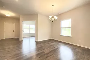 924 Arlington Wood St, Fuquay Varina, NC 27526 - Photo 3