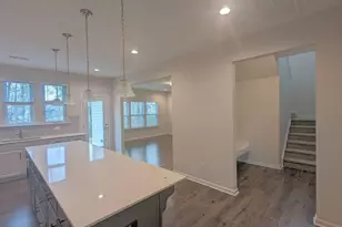 924 Arlington Wood St, Fuquay-Varina, NC 27526 - Photo 9