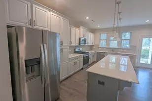 924 Arlington Wood St, Fuquay Varina, NC 27526 - Photo 9