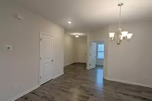 924 Arlington Wood St, Fuquay-Varina, NC 27526 - Photo 11