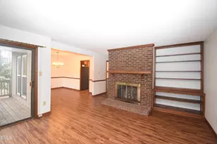 106 Bogue Ct, Cary, NC 27511 - Photo 3