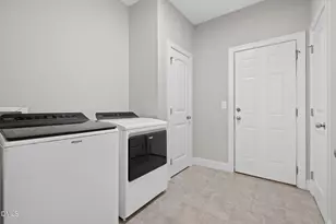 825 Buckner Ct, Fuquay-Varina, NC 27526 - Photo 11