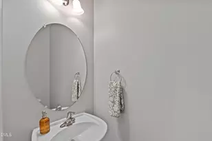 124 Braeside Ct, Cary, NC 27519 - Photo 11