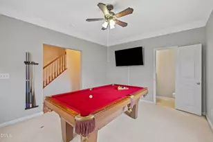 124 Braeside Ct, Cary, NC 27519 - Photo 9