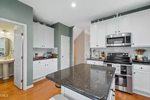 124 Braeside Ct, Cary, NC 27519 - Photo 15