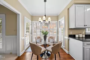 208 Stoneleigh Dr, Cary, NC 27511 - Photo 15