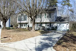 5713 Brandycrest Dr, Raleigh, NC 27610 - Photo 3