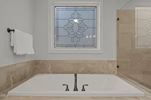 629 Peach Orchard Pl, Cary, NC 27519 - Photo 27