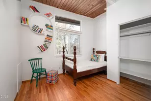 1030 Highland Woods Rd, Chapel Hill, NC 27517 - Photo 33