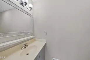 220 Elizabeth St, Chapel Hill, NC 27514 - Photo 15