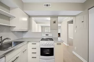 220 Elizabeth St, Chapel Hill, NC 27514 - Photo 9