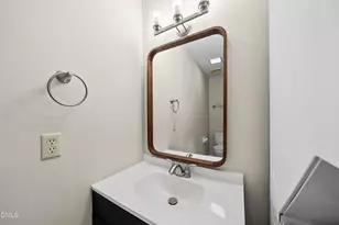 220 Elizabeth St, Chapel Hill, NC 27514 - Photo 19