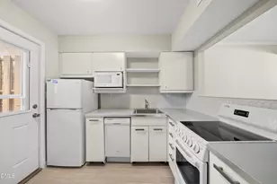 220 Elizabeth St, Chapel Hill, NC 27514 - Photo 7