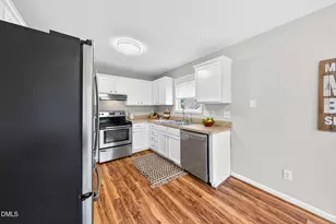 1408 Balfour Downs Cir, Fuquay Varina, NC 27526 - Photo 21