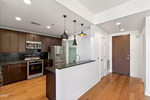 140 W Franklin St, Chapel Hill, NC 27516 - Photo 7