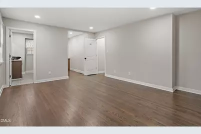 305 E Millbrook Road, Raleigh, NC 27609 - Photo 17