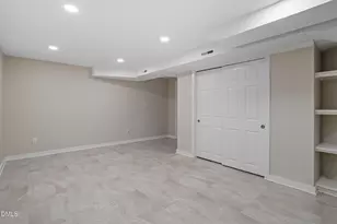 305 E Millbrook Rd, Raleigh, NC 27609 - Photo 33