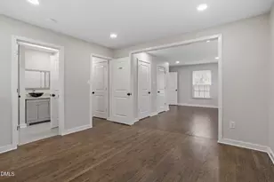 305 E Millbrook Rd, Raleigh, NC 27609 - Photo 13