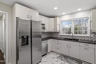 305 E Millbrook Rd, Raleigh, NC 27609 - Photo 7