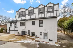 305 E Millbrook Rd, Raleigh, NC 27609 - Photo 35