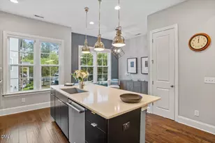 887 Wake Towne Dr, Raleigh, NC 27609 - Photo 17