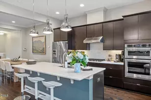 887 Wake Towne Dr, Raleigh, NC 27609 - Photo 15