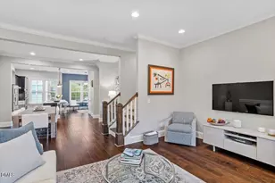 887 Wake Towne Dr, Raleigh, NC 27609 - Photo 7