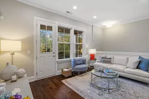 887 Wake Towne Dr, Raleigh, NC 27609 - Photo 9