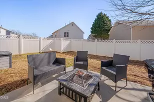 1812 Falls Landing Dr, Raleigh, NC 27614 - Photo 5