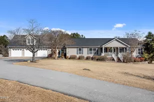 120 Mockingbird Ln, Spring Lake, NC 28390 - Photo 3