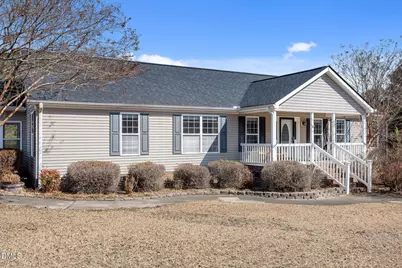 120 Mockingbird Lane, Spring Lake, NC 28390 - Photo 5