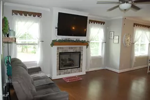 2471 Golden Forest Dr, Franklinton, NC 27525 - Photo 3