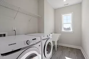 137 Moraine Ct, Raleigh, NC 27610 - Photo 29