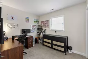 2708 Plainsfield Cir, Raleigh, NC 27610 - Photo 19