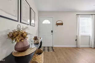 2708 Plainsfield Cir, Raleigh, NC 27610 - Photo 3