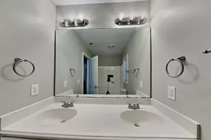 1218 Azalea Dr, Zebulon, NC 27597 - Photo 9