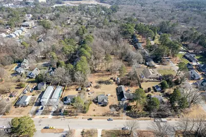 613 Powell Drive, Raleigh, NC 27606 - Photo 17