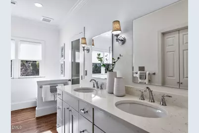 2210 Oxford Road, Raleigh, NC 27608 - Photo 21