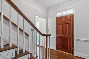 2210 Oxford Rd, Raleigh, NC 27608 - Photo 3