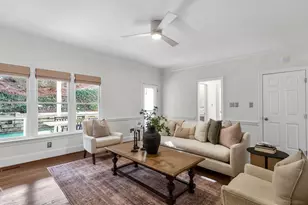 2210 Oxford Rd, Raleigh, NC 27608 - Photo 11