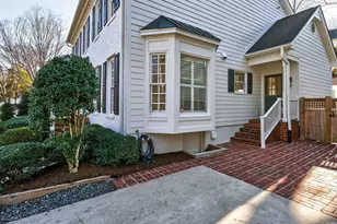 2210 Oxford Rd, Raleigh, NC 27608 - Photo 37