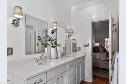 2210 Oxford Road, Raleigh, NC 27608 - Photo 23