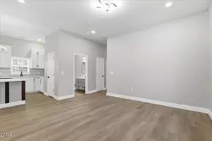 306 Martin Luther King Junior Dr, Smithfield, NC 27577 - Photo 7