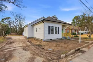 306 Martin Luther King Junior Dr, Smithfield, NC 27577 - Photo 3