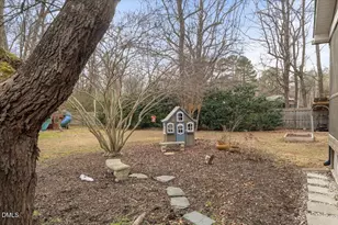 8 Dundee Ct, Durham, NC 27712 - Photo 35