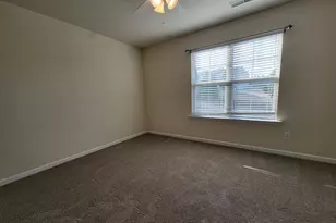 100 Stratford Lakes Dr, Durham, NC 27713 - Photo 15