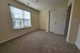 100 Stratford Lakes Dr, Durham, NC 27713 - Photo 17