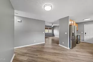 3398 Meadowlark Rd, Dunn, NC 28334 - Photo 5