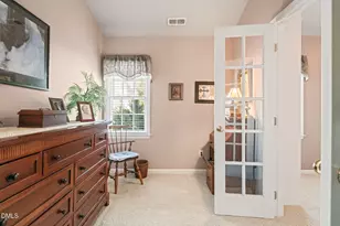 8221 Hempshire Pl, Raleigh, NC 27613 - Photo 17